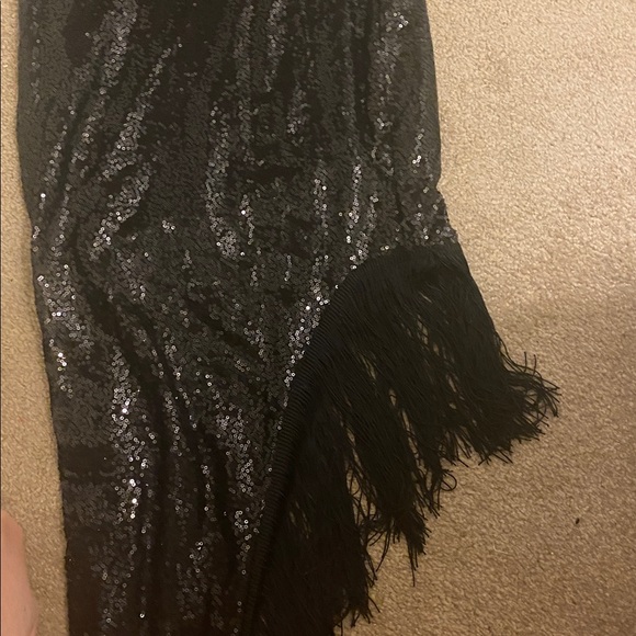 Lush Boutique NWT size small sequin on shoulder fringe hi /low dress - Picture 8 of 12